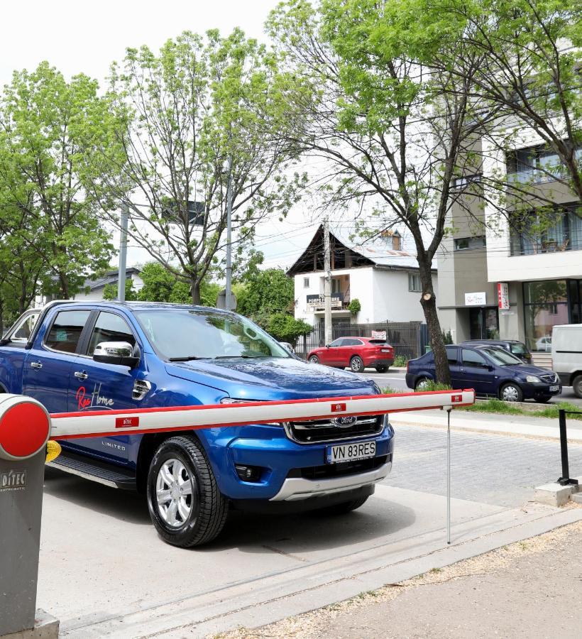 Reshome Focșani Bagian luar foto